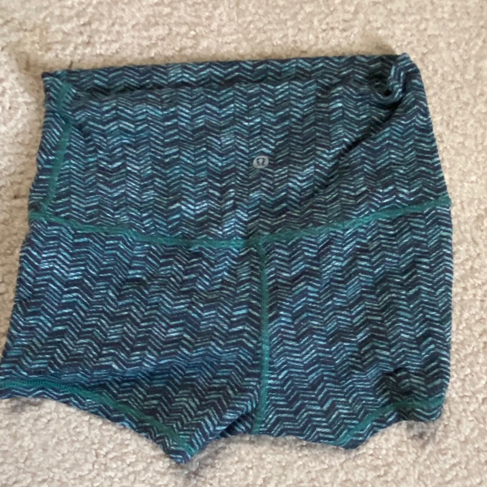 Really rare cloth yoga 2” lululemon shorts